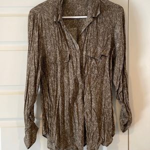 Rag poets button up top